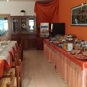 2* Hotel Rex